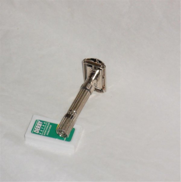 Gillette Adjustable 1959 TTO All Original Razor W Blades E4–44 (12).JPG Gillette Adjustable 1959 TTO All Original Razor W Blades E4–44 (12).JPG