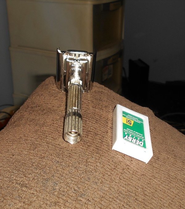 Gillette Adjustable 1959 TTO All Original Razor W Blades E4–44 (103).JPG Gillette Adjustable 1959 TTO All Original Razor W Blades E4–44 (103).JPG