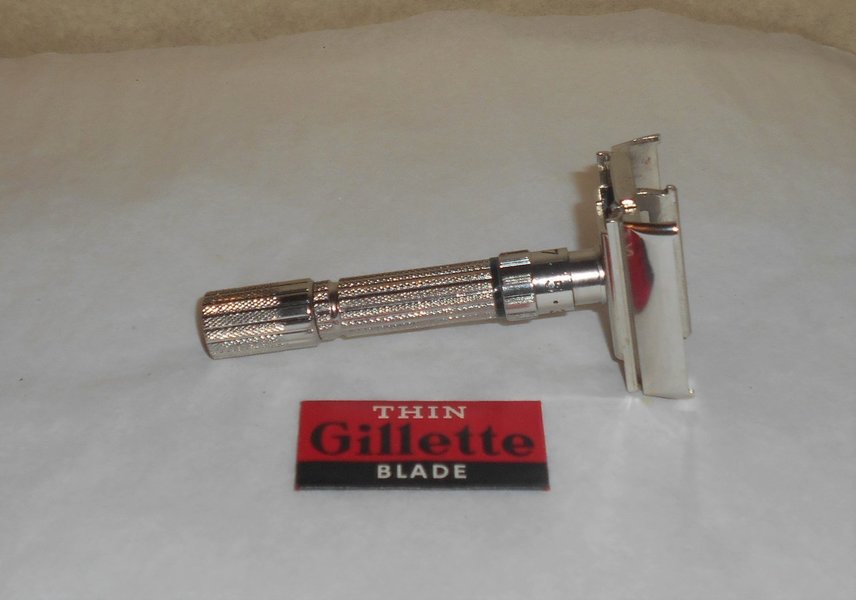 Gillette Fat Boy Razor Adjustable Refurbished 1960 Replated Bright Nickel F1-B76 (31).JPG