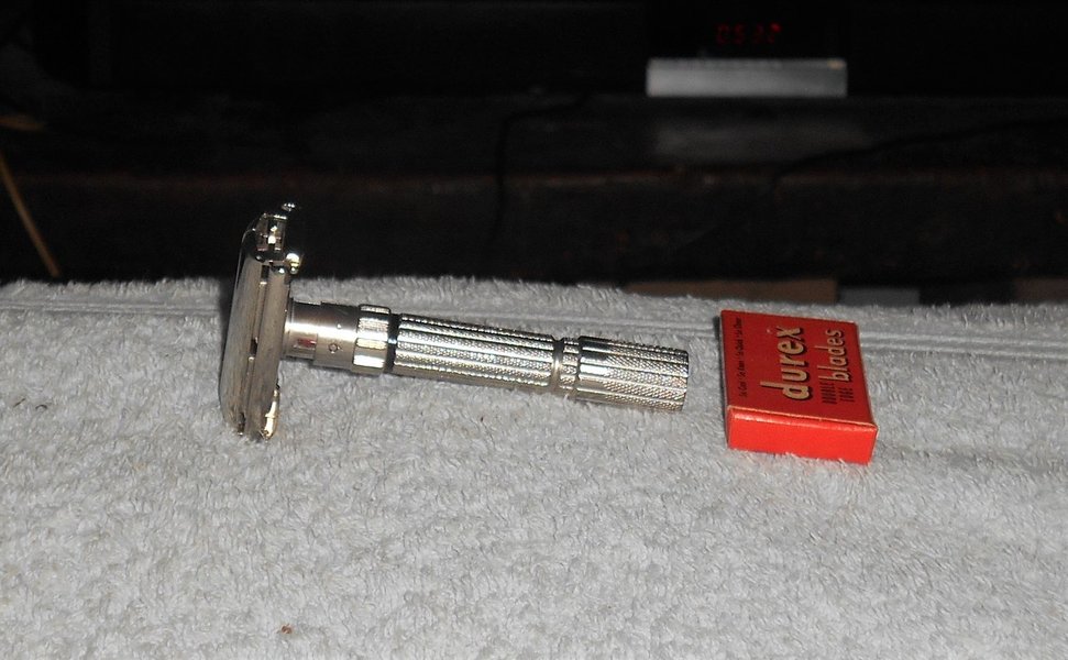 Gillette Fat Boy Razor TTO Adjustable Refurbished Replated Palladium F1 (2).JPG Gillette Fat Boy Razor TTO Adjustable Refurbished Replated Palladium F1 (2).JPG
