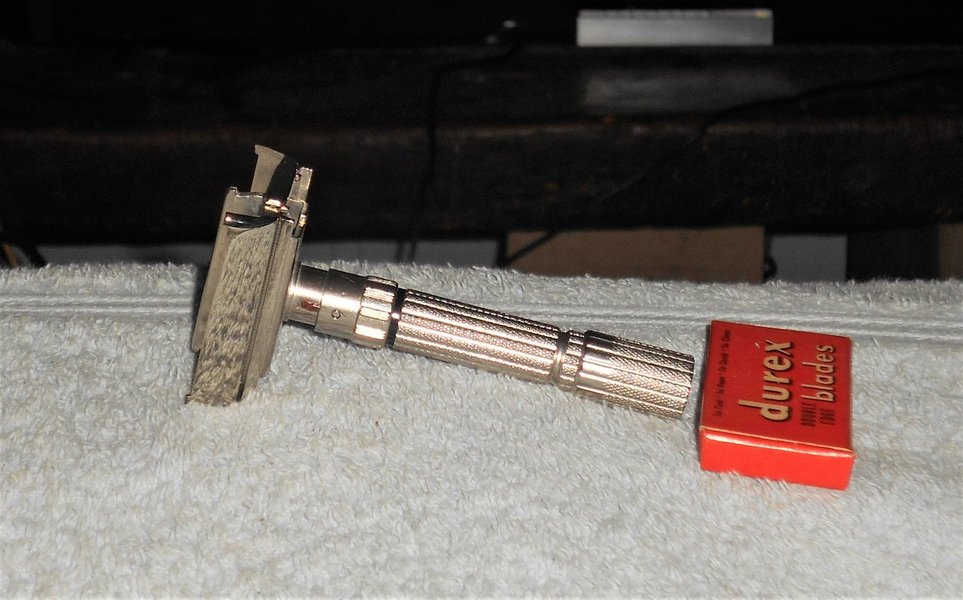 Gillette Fat Boy Razor TTO Adjustable Refurbished Replated Palladium F1 (9).JPG Gillette Fat Boy Razor TTO Adjustable Refurbished Replated Palladium F1 (9).JPG