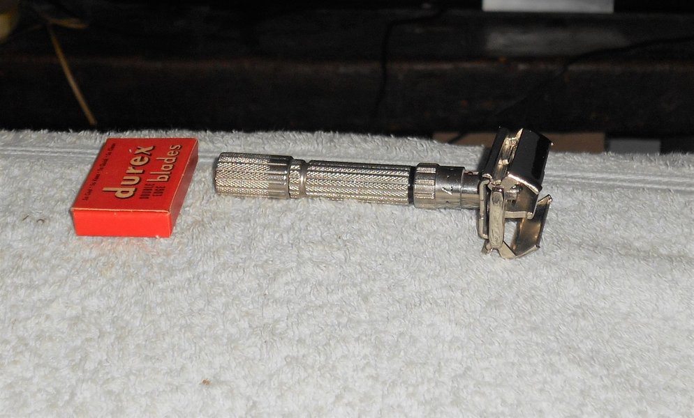 Gillette Fat Boy Razor TTO Adjustable Refurbished Replated Palladium F1 (16).JPG Gillette Fat Boy Razor TTO Adjustable Refurbished Replated Palladium F1 (16).JPG