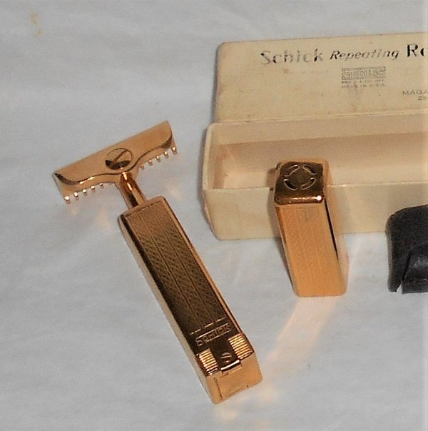 Schick Type C Repeating Razor 1926-1935 Refurbished Replated 24 Karat Gold W 5 Blades Loaded (...JPG