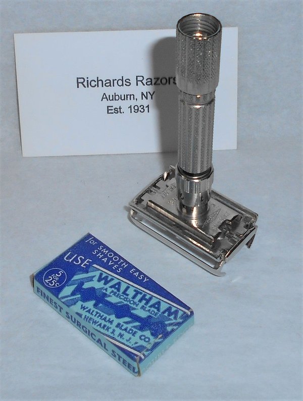 Gillette 1959 Fat Boy Razor TTO Adjustable Refurbished Replated Mirror Nickel E–2 (36).JPG