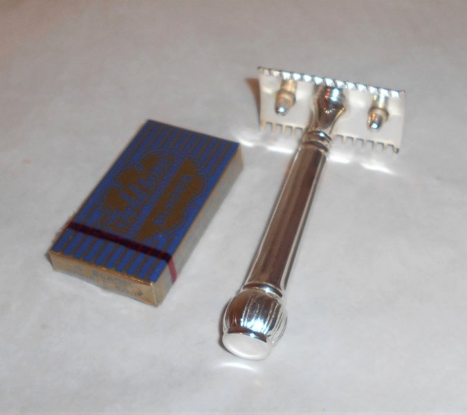 1916 Gillette Extremely Scarce Refurbished Re-Plated ABC Razor W Blade (18).JPG 1916 Gillette Extremely Scarce Refurbished Re-Plated ABC Razor W Blade (18).JPG