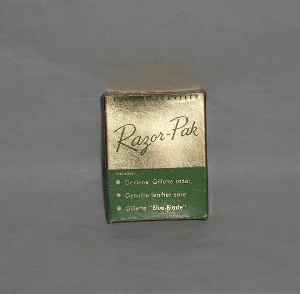 1956 Gillette Travel Razor W Case Blades And Original Box B–1 (2).JPG
