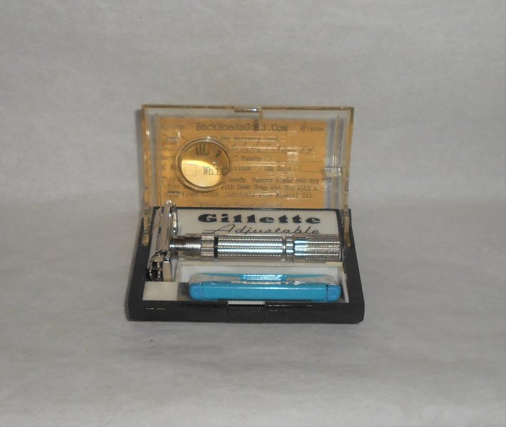 Gillette 1959 Fat Boy Razor W Case Blades Refurbished Replated Mirror Nickel E4–0X (13).JPG Gillette 1959 Fat Boy Razor W Case Blades Refurbished Replated Mirror Nickel E4–0X (13).JPG