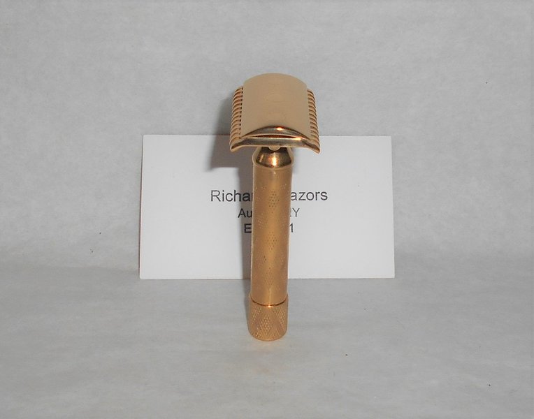 Gillette Bostonian 1921 Three-Piece Razor Refurbished Replated 24 Karat Gold (26).JPG