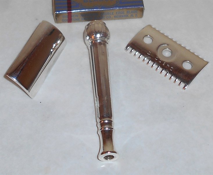 1916 Gillette Extremely Scarce Refurbished Re-Plated ABC Razor W Blade (28).JPG