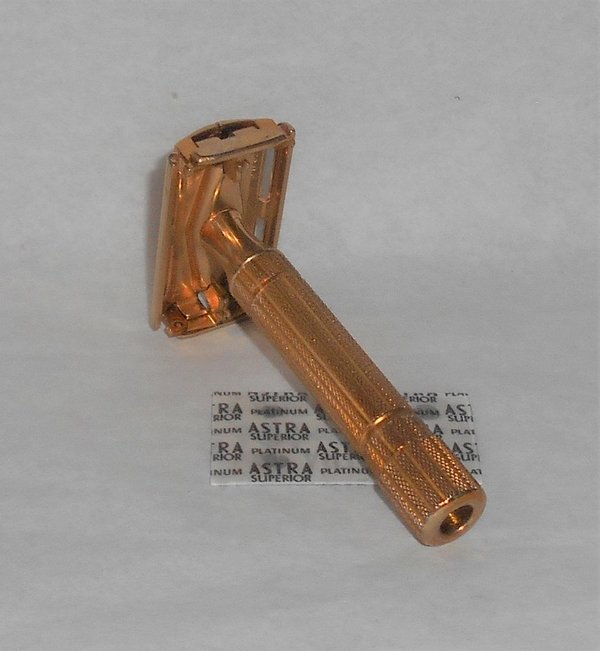 Gillette Diplomat Z3 1954 TTO Goldplated Razor (9).JPG Gillette Diplomat Z3 1954 TTO Goldplated Razor (9).JPG
