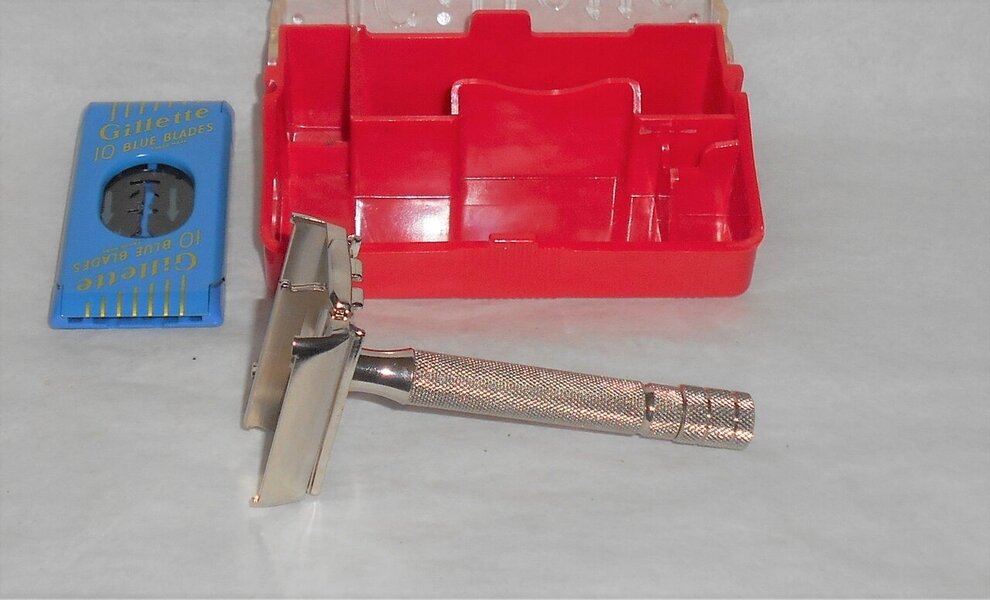 Gillette 1951 Superspeed W Case Mint Condition All Original W2 (40).JPG Gillette 1951 Superspeed W Case Mint Condition All Original W2 (40).JPG