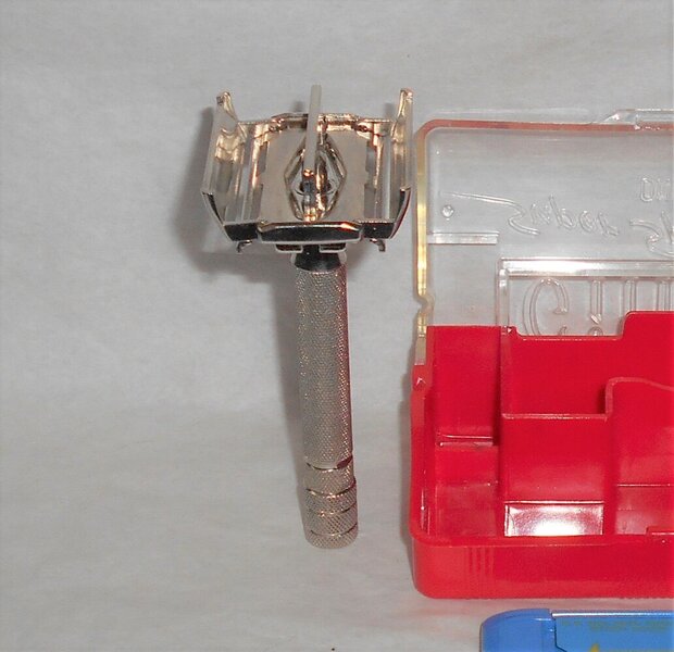 Gillette 1951 Superspeed W Case Mint Condition All Original W2 (64).JPG Gillette 1951 Superspeed W Case Mint Condition All Original W2 (64).JPG