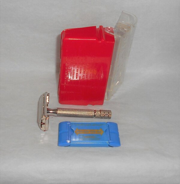 Gillette 1951 Superspeed W Case Mint Condition All Original W2 (85).JPG Gillette 1951 Superspeed W Case Mint Condition All Original W2 (85).JPG