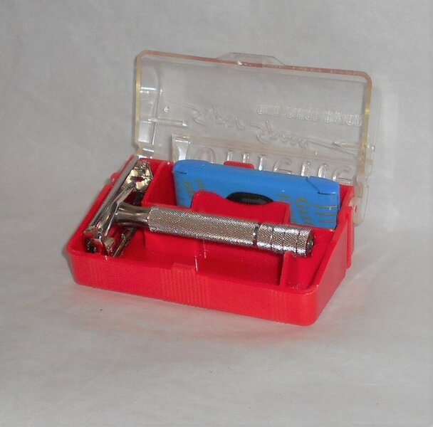 Gillette 1951 Superspeed W Case Mint Condition All Original W2 (110).JPG Gillette 1951 Superspeed W Case Mint Condition All Original W2 (110).JPG