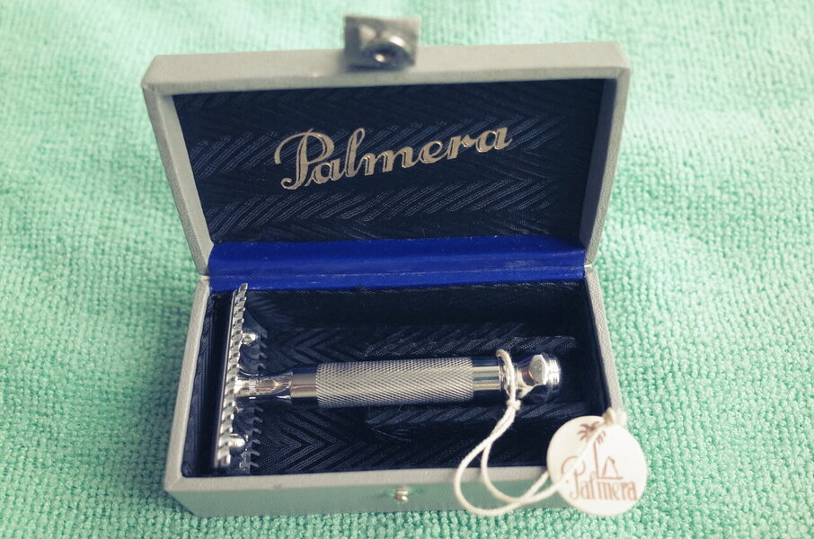 Palmera Open Comb Razor, NOS, Spain 1.JPG