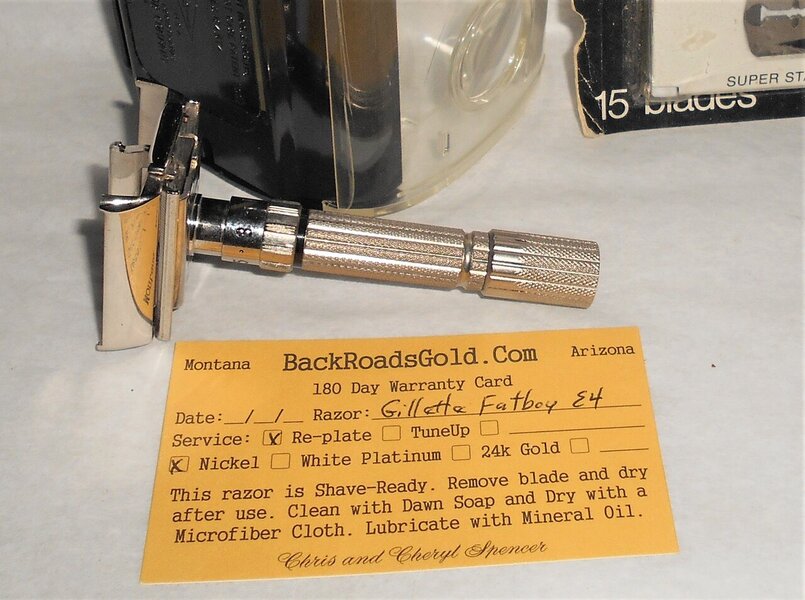 Gillette Fat Boy Razor W Case Blades Refurbished Replated Mirror Nickel Plating E4–A07 (37).JPG