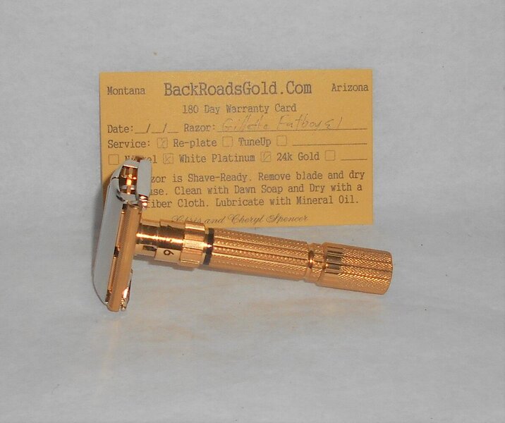 Gillette 1959 Fat Boy Razor E1 Refurbished Replated 24 Karat Gold WhitePlatinum E1–47B (9).JPG Gillette 1959 Fat Boy Razor E1 Refurbished Replated 24 Karat Gold WhitePlatinum E1–47B (9).JPG