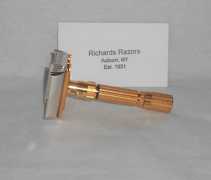 Gillette 1959 Fat Boy Razor E1 Refurbished Replated 24 Karat Gold WhitePlatinum E1–47B (18).JPG Gillette 1959 Fat Boy Razor E1 Refurbished Replated 24 Karat Gold WhitePlatinum E1–47B (18).JPG