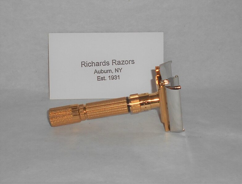 Gillette 1959 Fat Boy Razor E1 Refurbished Replated 24 Karat Gold WhitePlatinum E1–47B (24).JPG Gillette 1959 Fat Boy Razor E1 Refurbished Replated 24 Karat Gold WhitePlatinum E1–47B (24).JPG