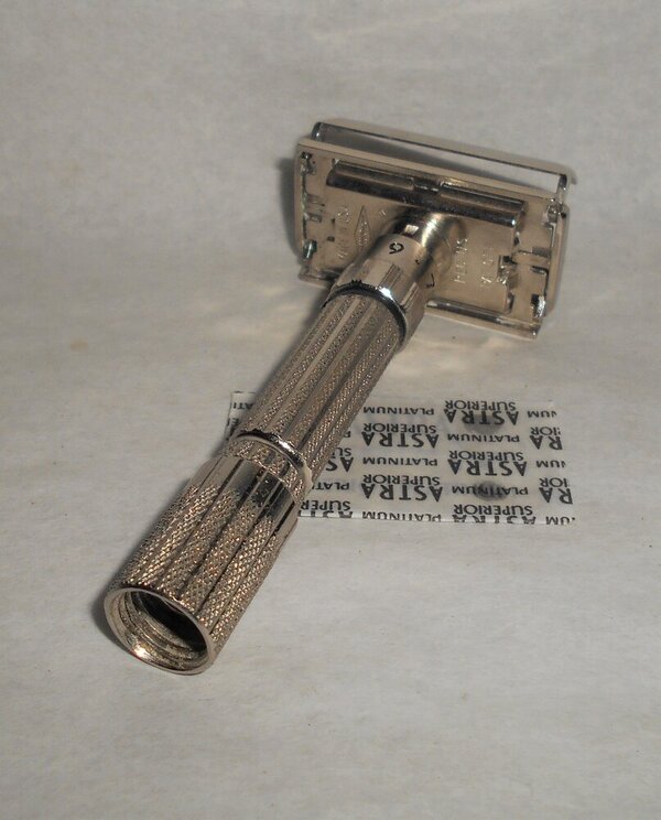 Gillette Fat Boy Razor 1960 Adjustable TTO All Original F2–FF (51).JPG