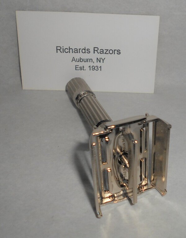 Gillette Fat Boy Razor 1959 Adjustable TTO Refurbished Replated Mirror Nickel E1 (39).JPG