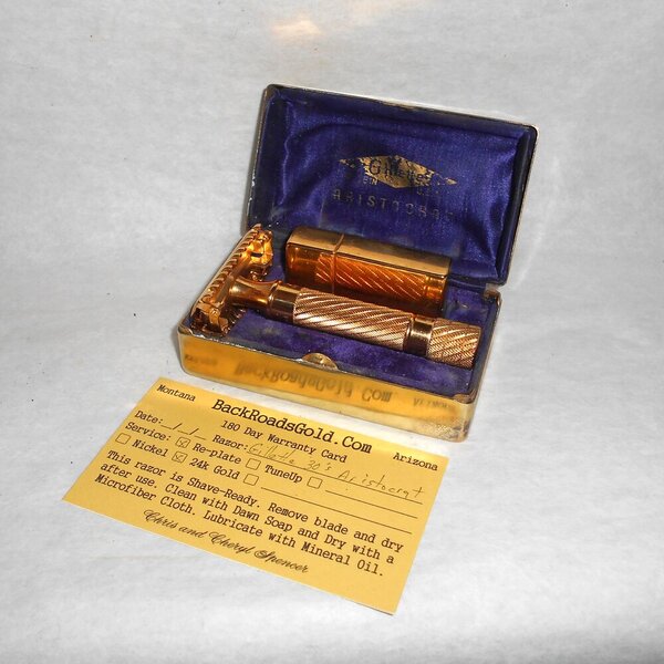 Gillette Aristocrat Deluxe Set 1936 W Case Refurbished Replated 24K Gold (1).JPG